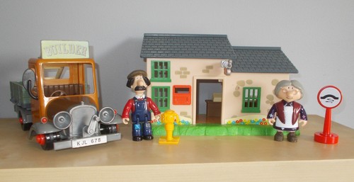 Postman pat ted - ted, builder