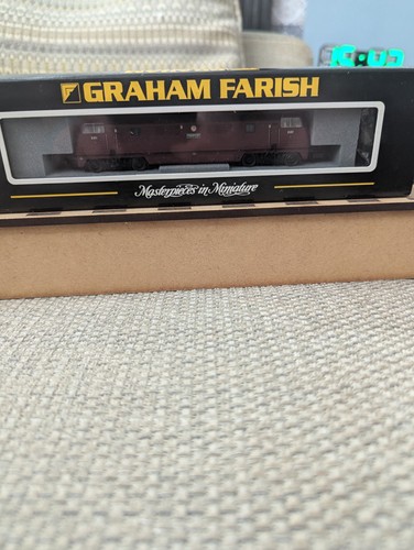 Graham farish gauge - n, class