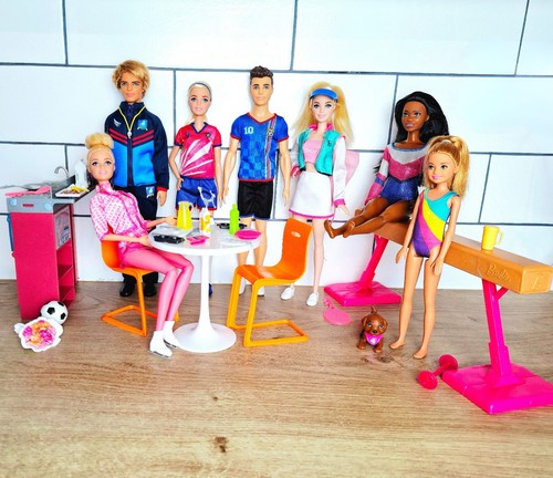 Barbie dolls bundle - dolls,