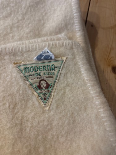 Small vintage pure - wool, cream