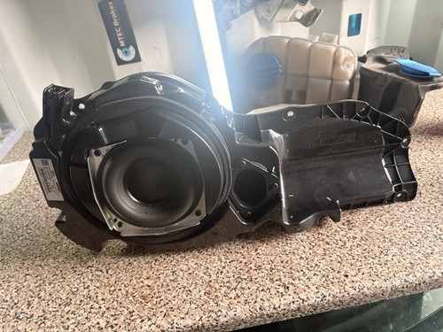 Bose bass speaker audi a7 - audi,