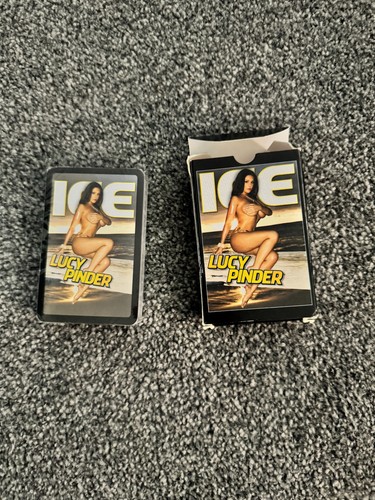 Novelty playing cards