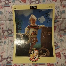 Rosie and Jim Sweater knitting pattern DK 20"-28" Chest, Robin 15301