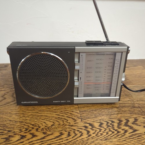 Vintage grundig party - boy, 100