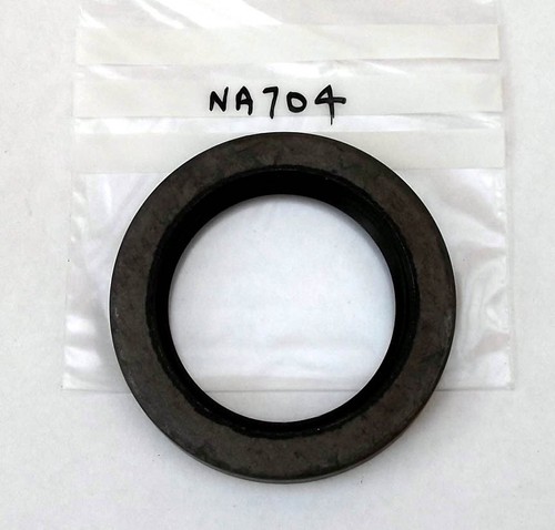 Rear hub oil seal - rear, ford