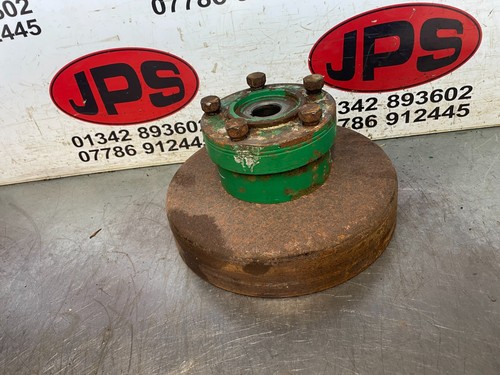 Front stud hub brake drum - stud,
