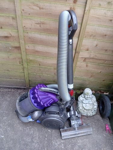 Dyson dc32 animal cylinder - dyson,