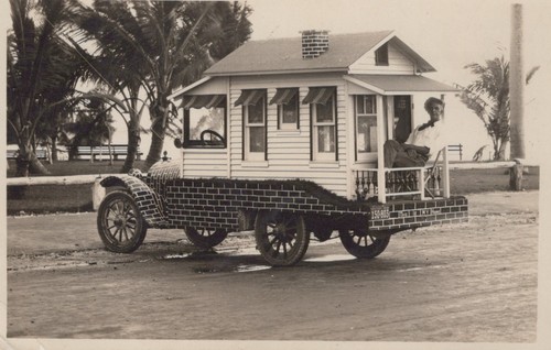 Tiny house car motorhome