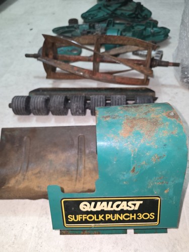 Qualcast suffolk punch 30s - suffolk,