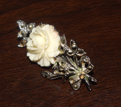 Floral brooch pin - brooch,