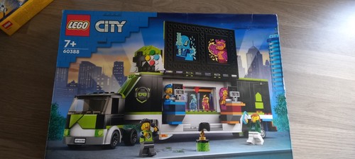 Lego city gaming tournament - city,