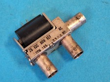 Coaxial Relay ~ SPDT ~ With BNC Sockets ~ 26v DC / 295Ω Coil ~ DowKey 169-2302