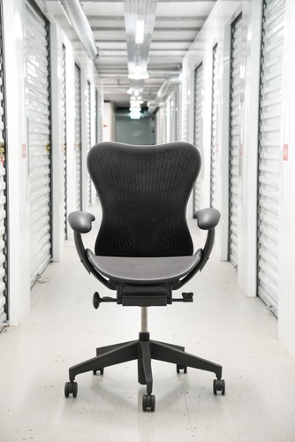 Herman miller mirra - 2, office