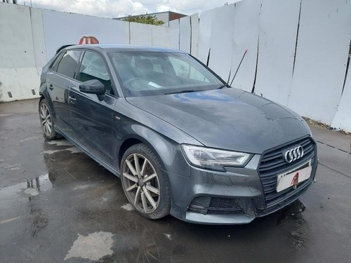 Audi black 1 5tfsi - a3, ed