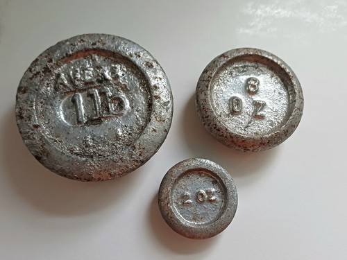 Vintage kitchen weights - kitchen,