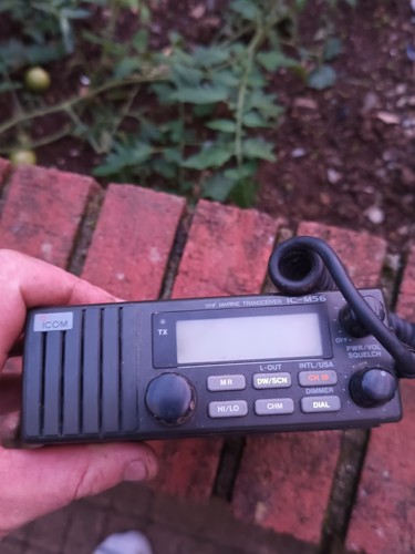 Icom m56 vhf - icom, marine