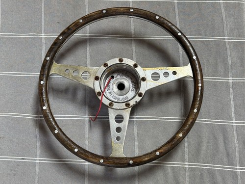 Jaguar type inch - e,