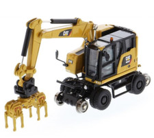 DM 85656 : M323F Railroad Wheeled Excavator CAT Yellow, 1:87 Scale