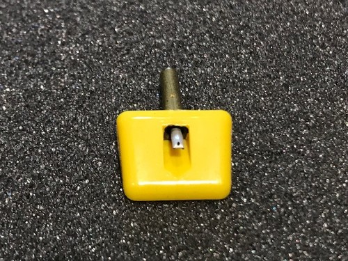 Seeburg showcase lps - (yellow),