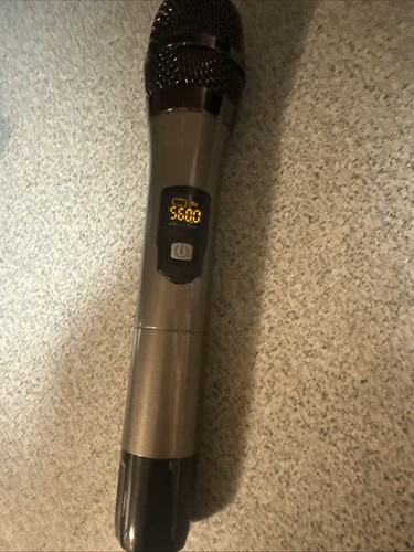 Wireless handheld microphone - handheld,