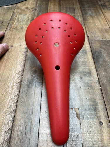 Raleigh burner mk1 red - raleigh, saddle