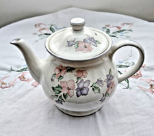 Sadler "Romance" Floral Tea