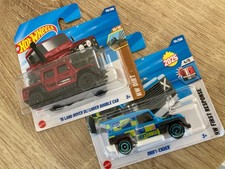 Hot Wheels Land Rover x 2