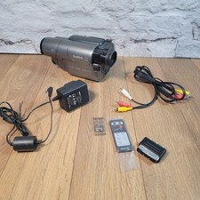 SANYO VM-EX580P 8mm Video Camera Camcorder  + Remote + Cables
