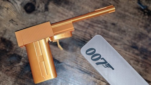 Golden gun james bond 007 - james,