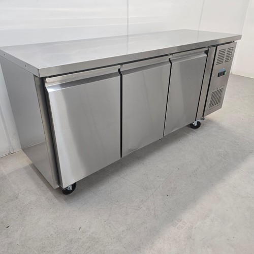 Bench fridge triple - bench,