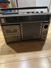 Vintage Sony CF-270-L Radio
