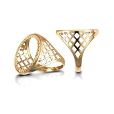 9ct Yellow Gold Full Sovereign Ring, Size W, (Comes Boxed) 4.2g