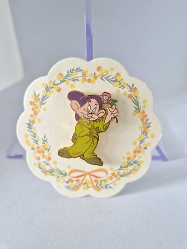 Disney authentic 2007 waffle - disney,