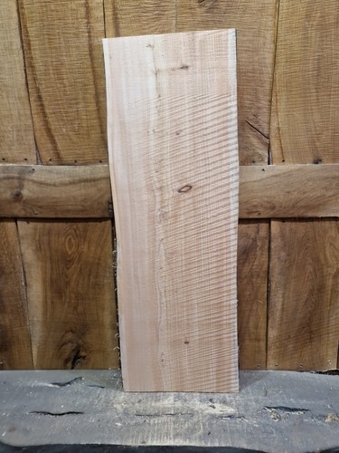 Larch slab live - larch, edge