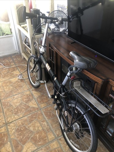 Dahon folding bike - folding,