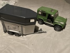 Bruder Land Rover Jeep And Horse Box