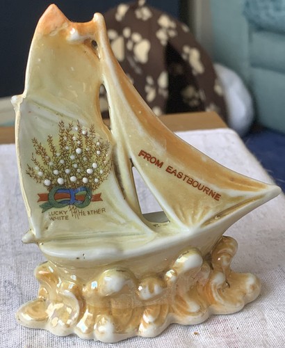 Vintage ceramic lustre - ceramic, crested