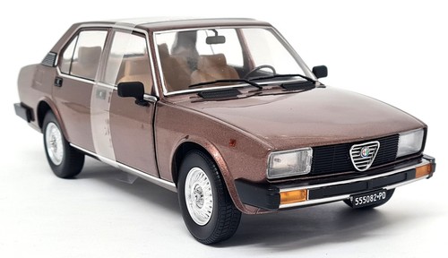 Mitica alfa romeo alfetta - 1/18,