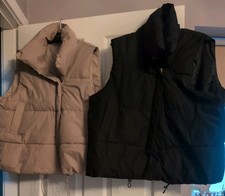 2x Ladies Gilet's, 1 In Biege