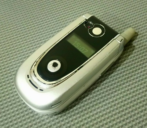 Motorola v600 silver - -,