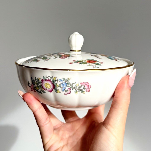 Wedgwood kutani crane bone - kutani,