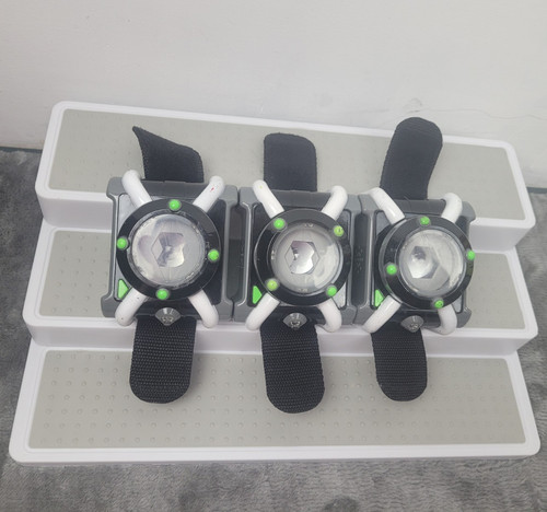 Ben deluxe omnitrix toy - 10,