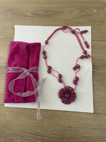 Lola rose flower necklace - flower,