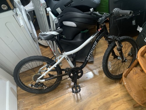 Specialized hotrock - specialized, 24