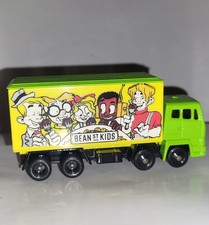 Lledo Marathons Promotional