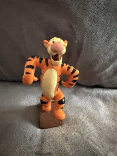 Disney classics winnie - disney,