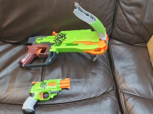 Nerf toy zombie crossbow and - zombie,