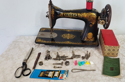 Gorgeous singer treadle head - gorgeous,