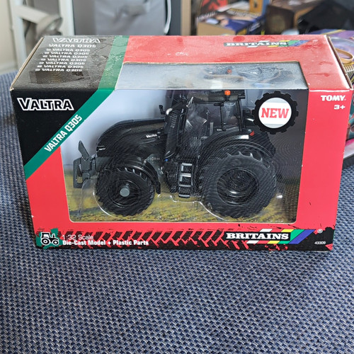 Britains tomy valtra - valtra, q305