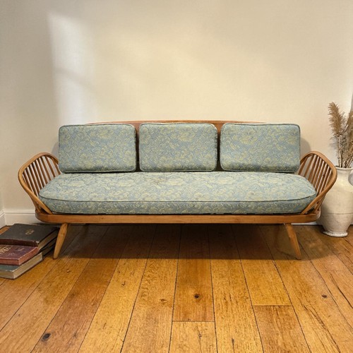 Ercol studio couch day - ercol,